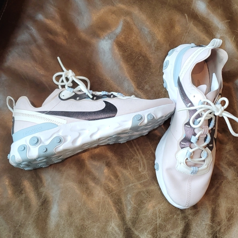 Nike react sneakers